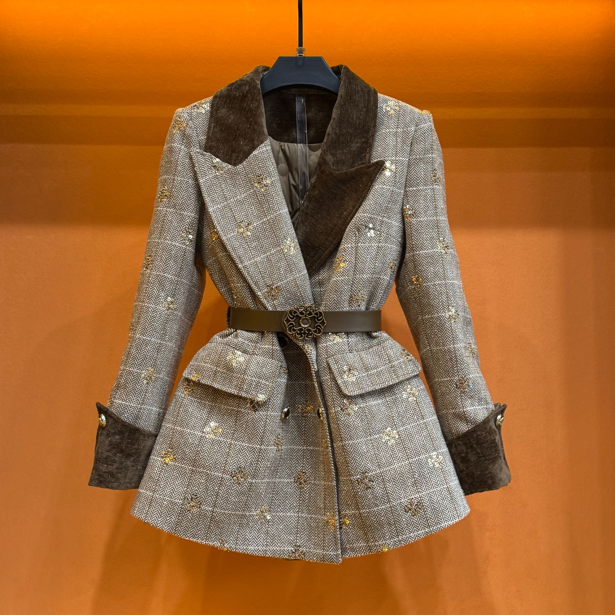 【GG】设计师气质小香风格子冬季时尚女收腰羽绒服中长款 S253-6162