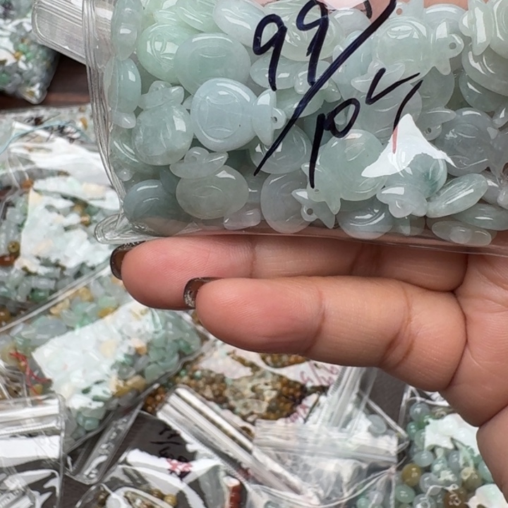 翡翠挂件未镶嵌福利