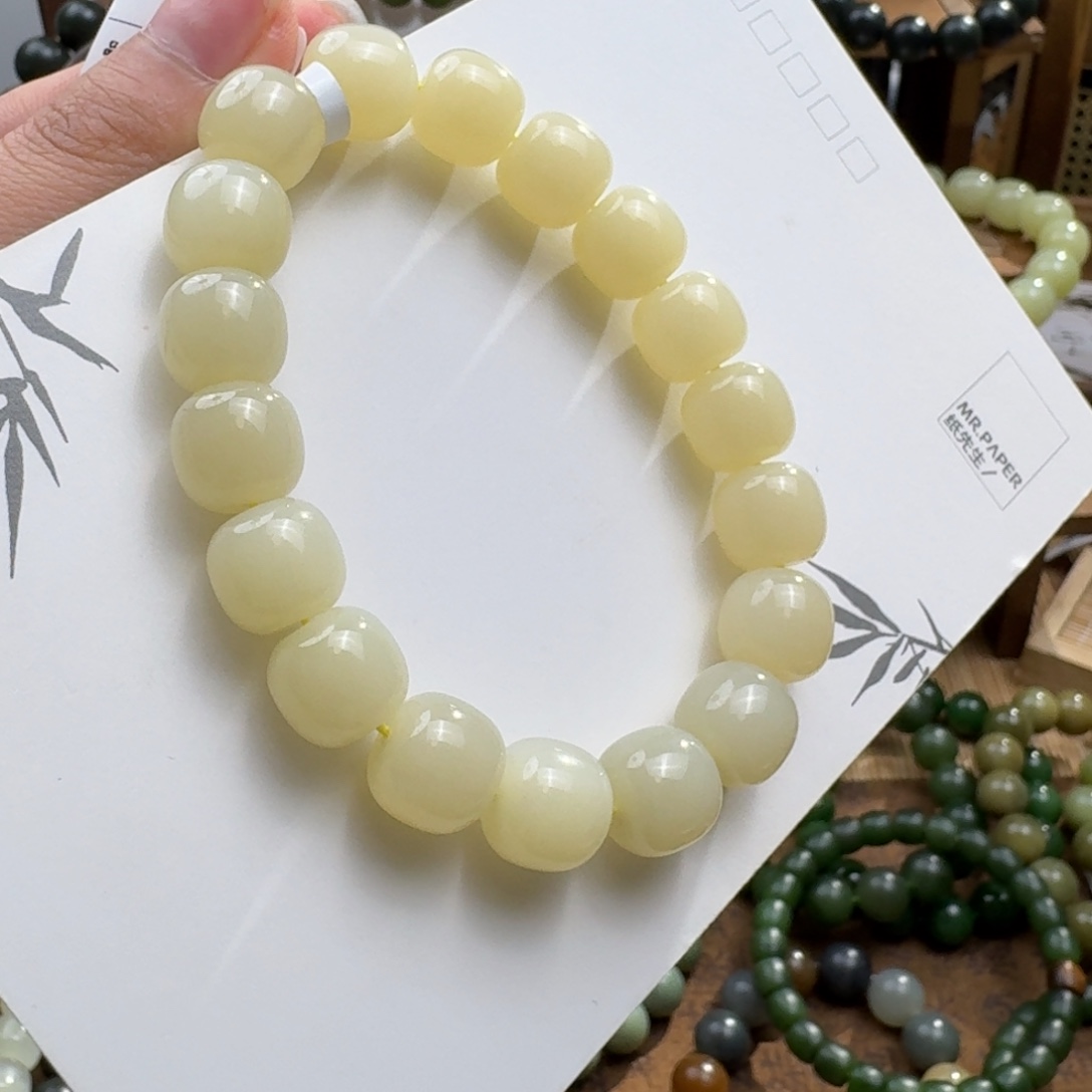 玲***玲和田玉未镶嵌手链