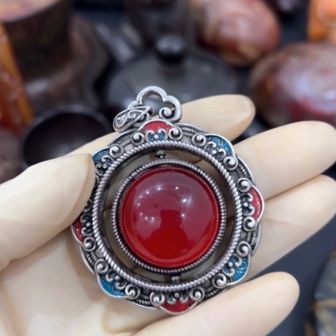 吊坠滴血莲花菩提