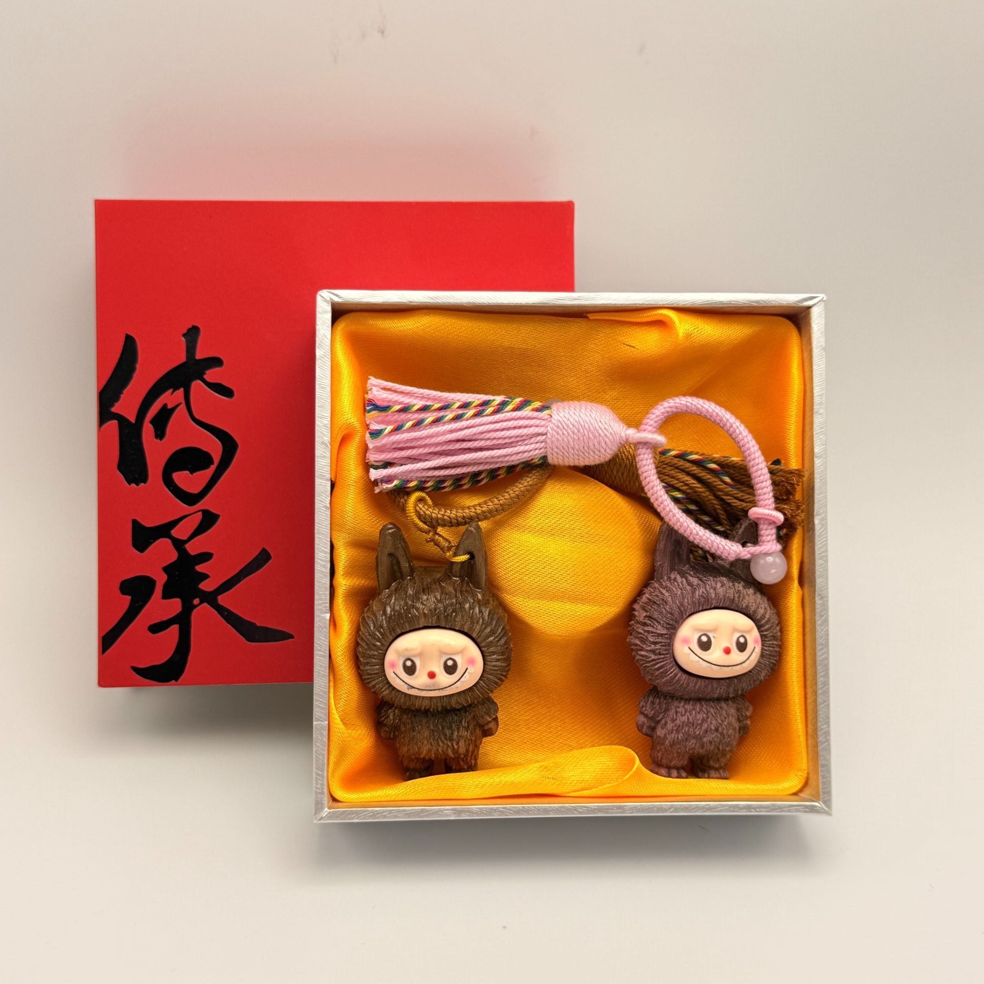 彩虹木布布魔法师恶魔造型创意钥匙扣包包挂饰配彩色流苏挂绳可爱