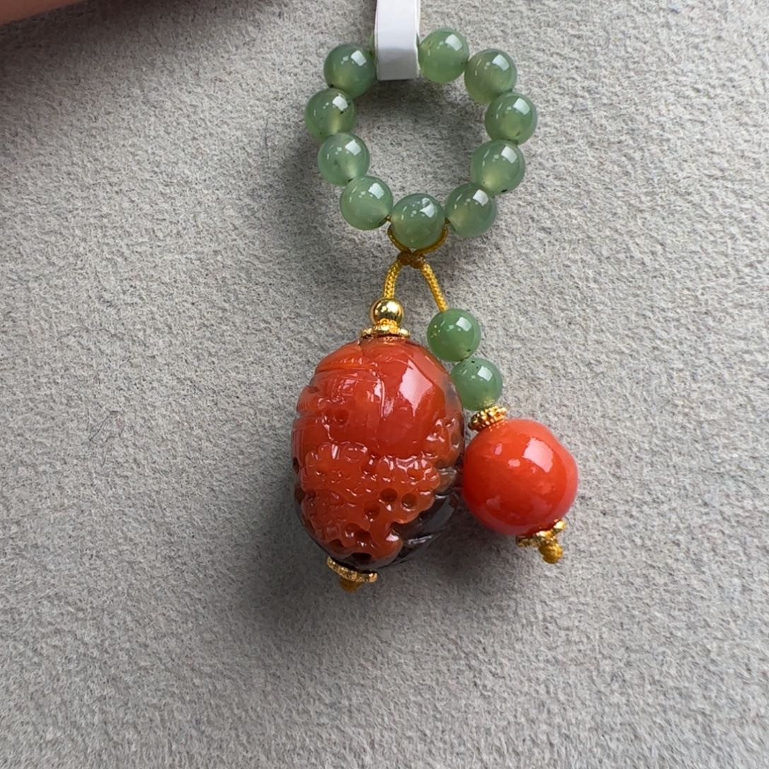 南红玛瑙未镶嵌（山水跑环滴流12+