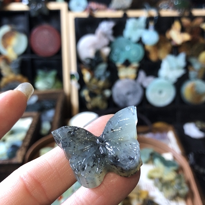 岫玉未镶嵌岫玉挂件