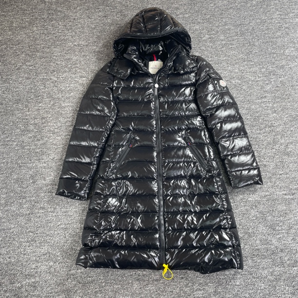 99新 MONCLER 6971/黑色logo贴饰连帽长款羽绒服外套/0码/98新