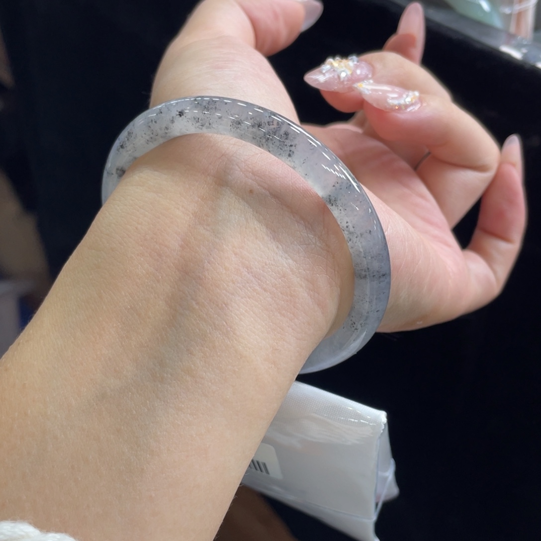 翡翠未镶嵌手镯03号 53.5圆条冰乌鸡