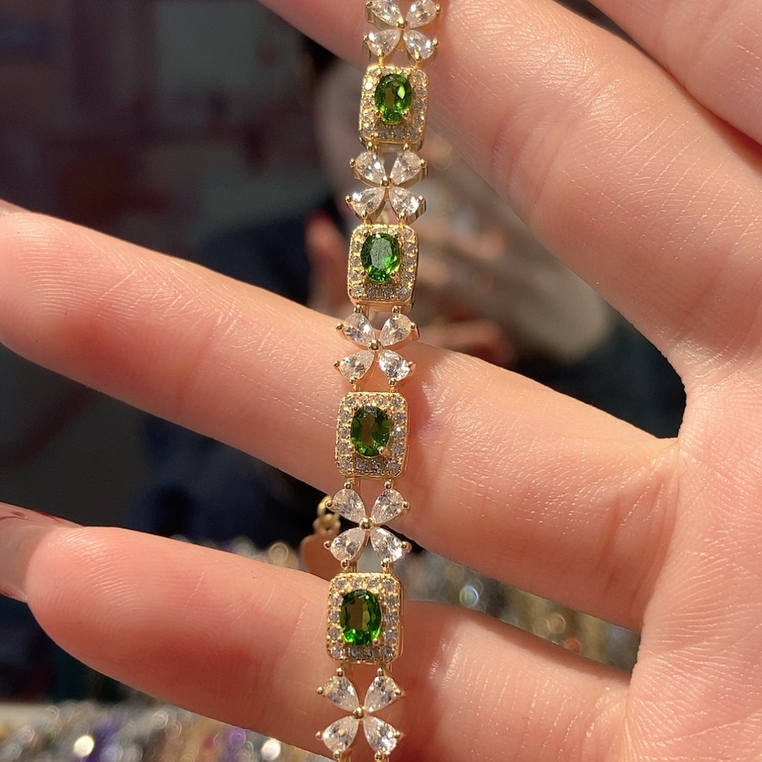 透辉石手链银S925镶嵌行****?