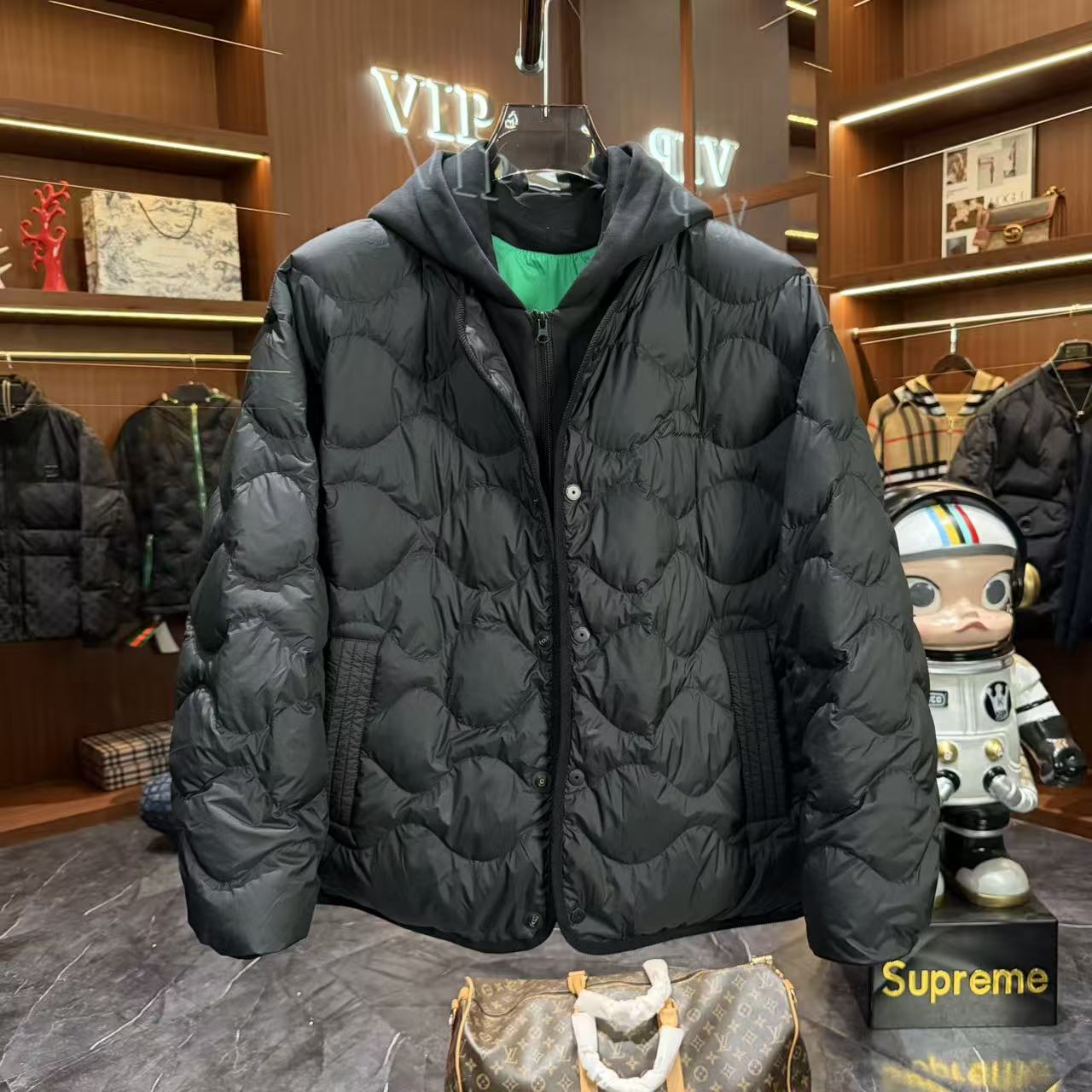 2025SS//YR2517波浪纹羽绒服休闲外套时尚百搭白鸭绒上衣（11）