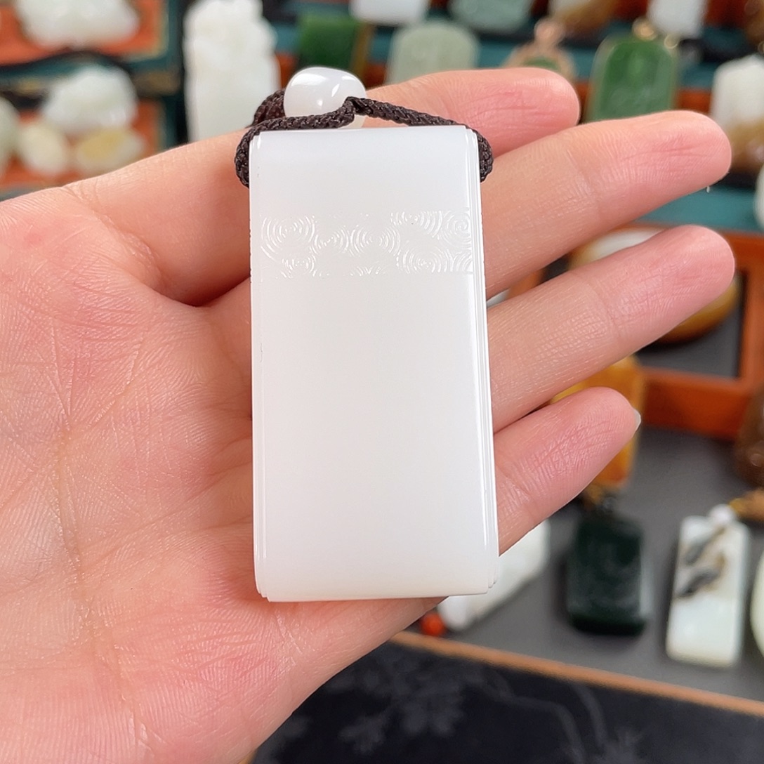 窝***弓和田玉未镶嵌挂件