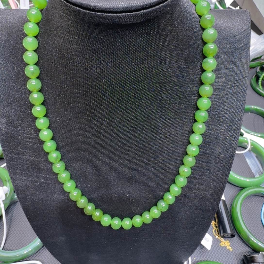 和田玉（碧玉）未镶嵌颈饰