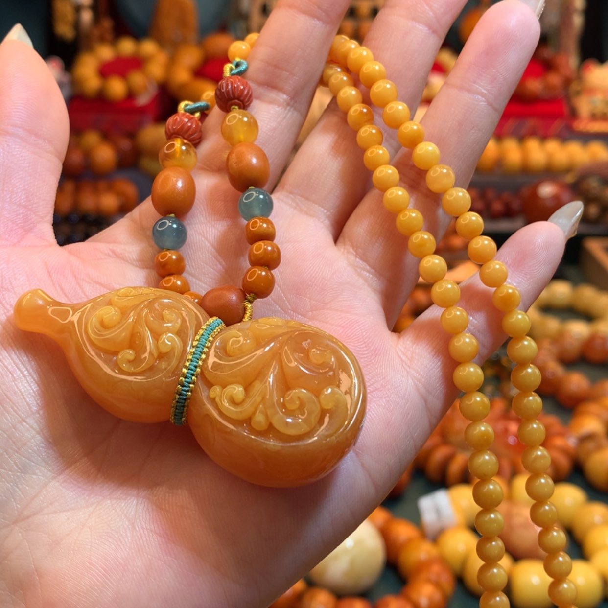 【闪购商品】蜜蜡吊坠(赠链)未镶嵌