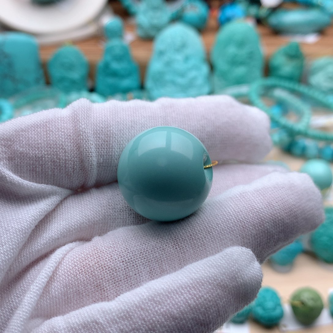 绿松石颈饰未镶嵌