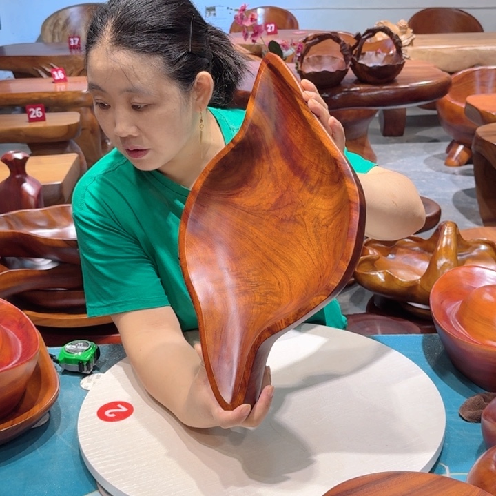 香樟实木随形果盘