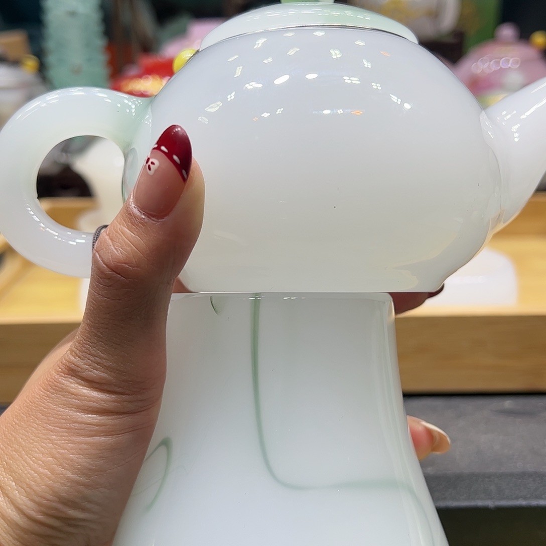 苹*.不带礼盒飘绿长灯壶六君子