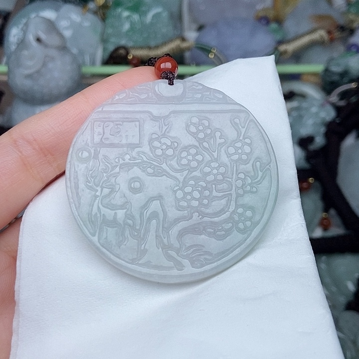 翡翠未镶嵌颈饰翡翠