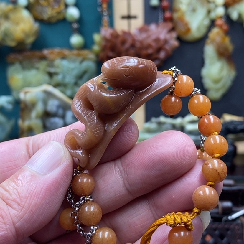 【闪购商品】蛇纹石玉手牌未镶嵌