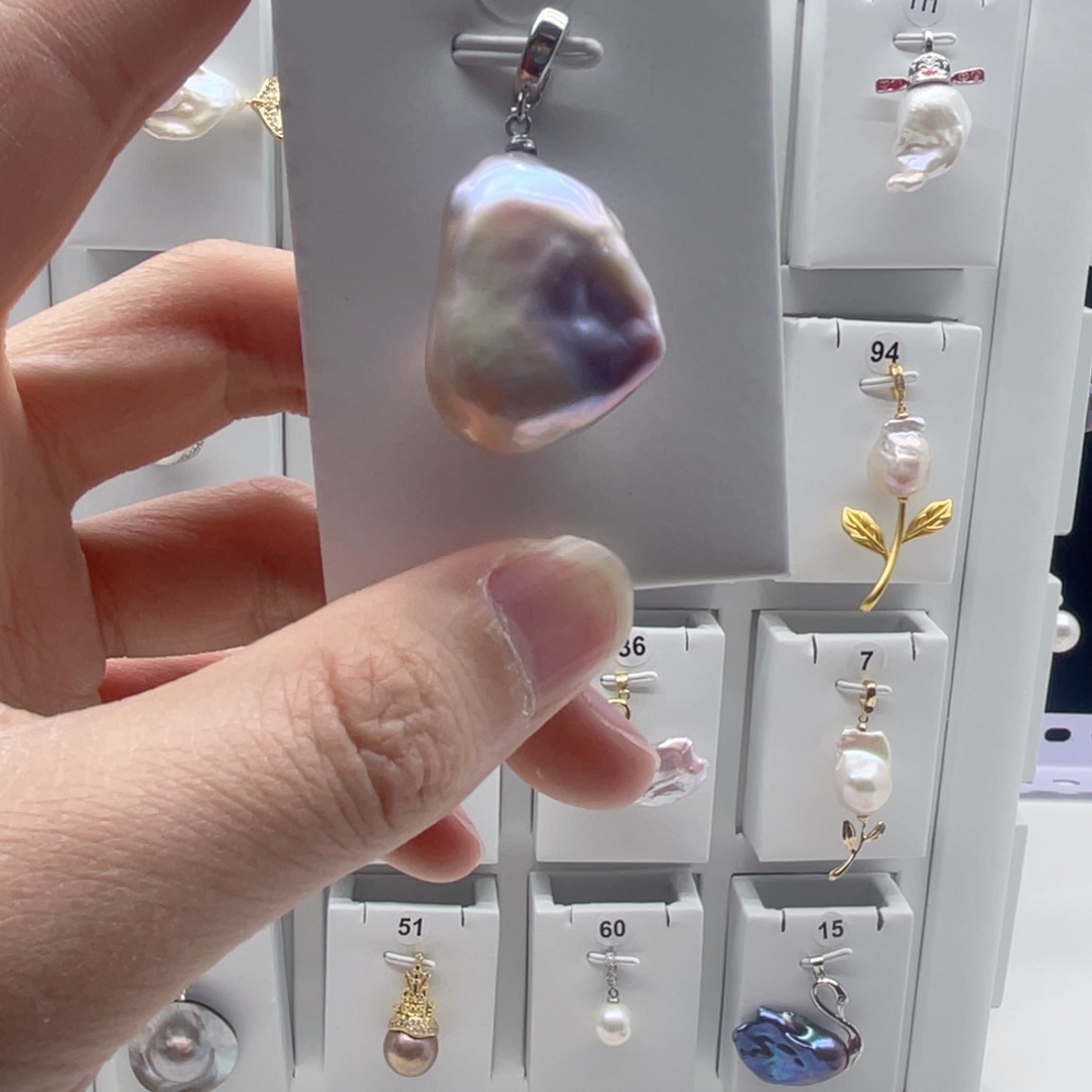 淡水珍珠颈饰合金