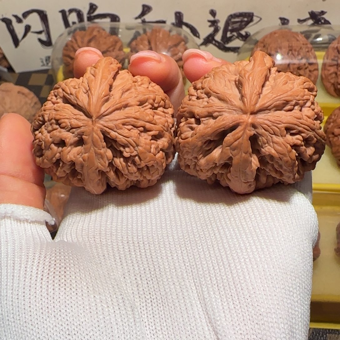 文玩核桃吊坠大粗筋异形座山雕