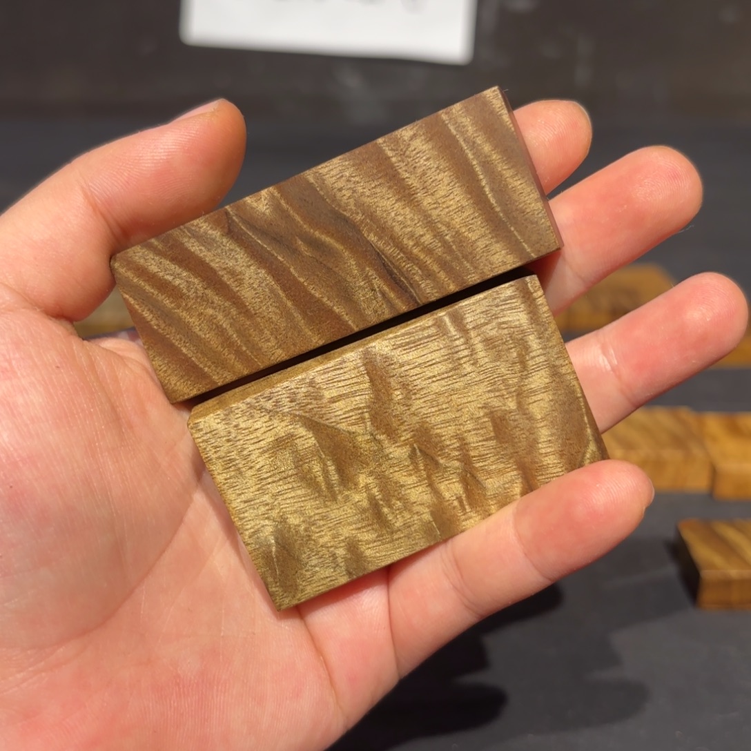 香***韵金丝楠木无事牌材料