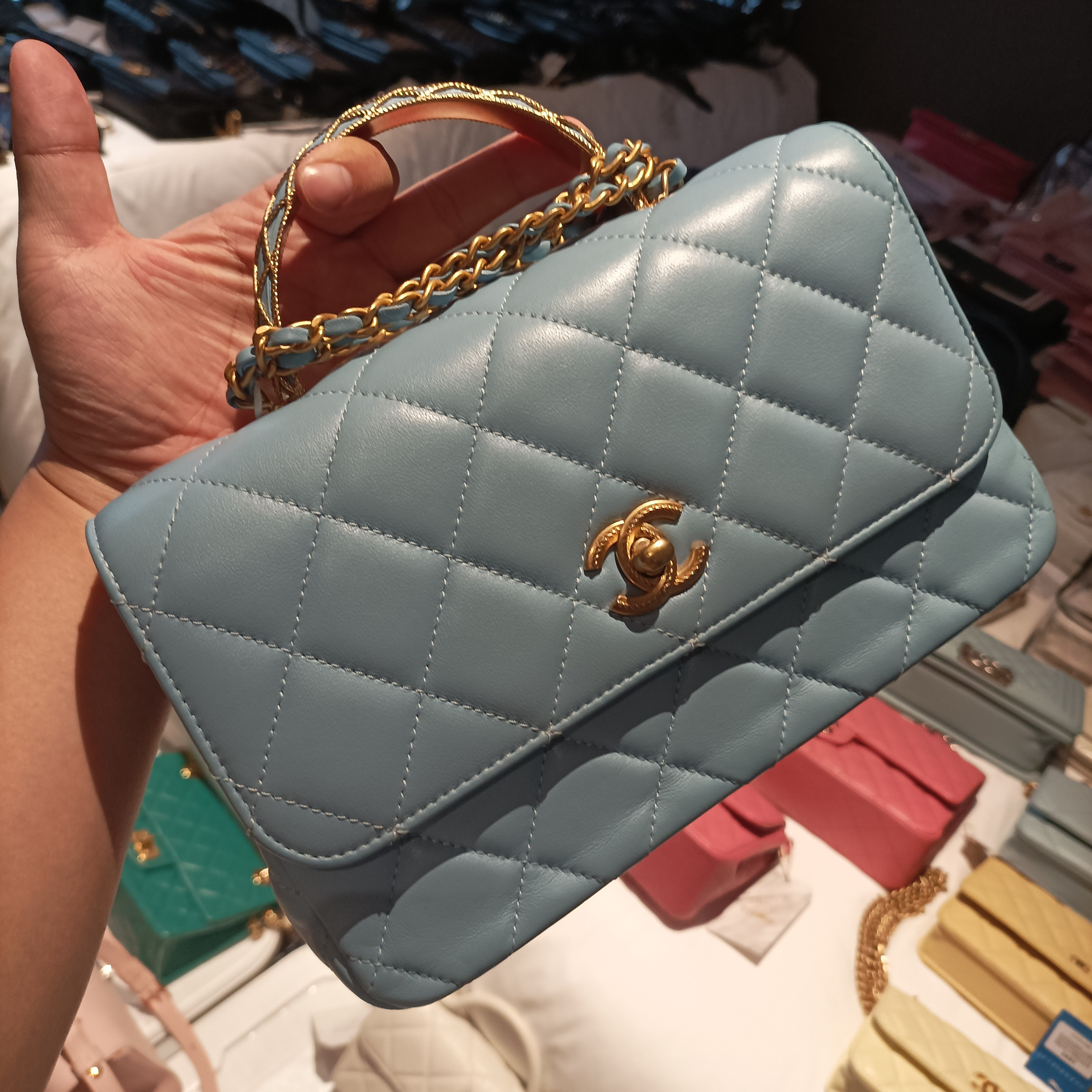 95新 Chanel/香奈儿 包展专属 Chanel香奈儿雾霾蓝网纹手柄woc