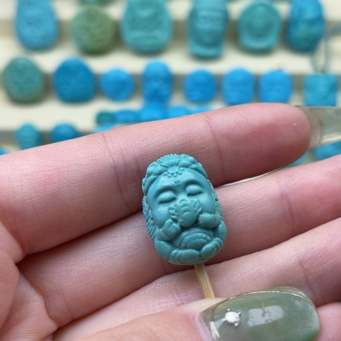 绿松石雕刻未镶嵌