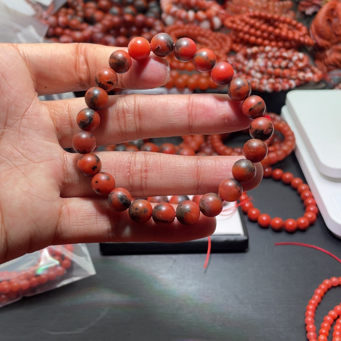 南红玛瑙手链未镶嵌