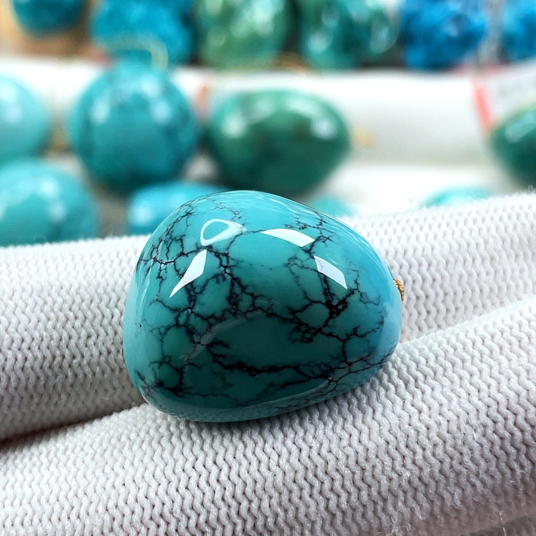 绿松石未镶嵌车挂