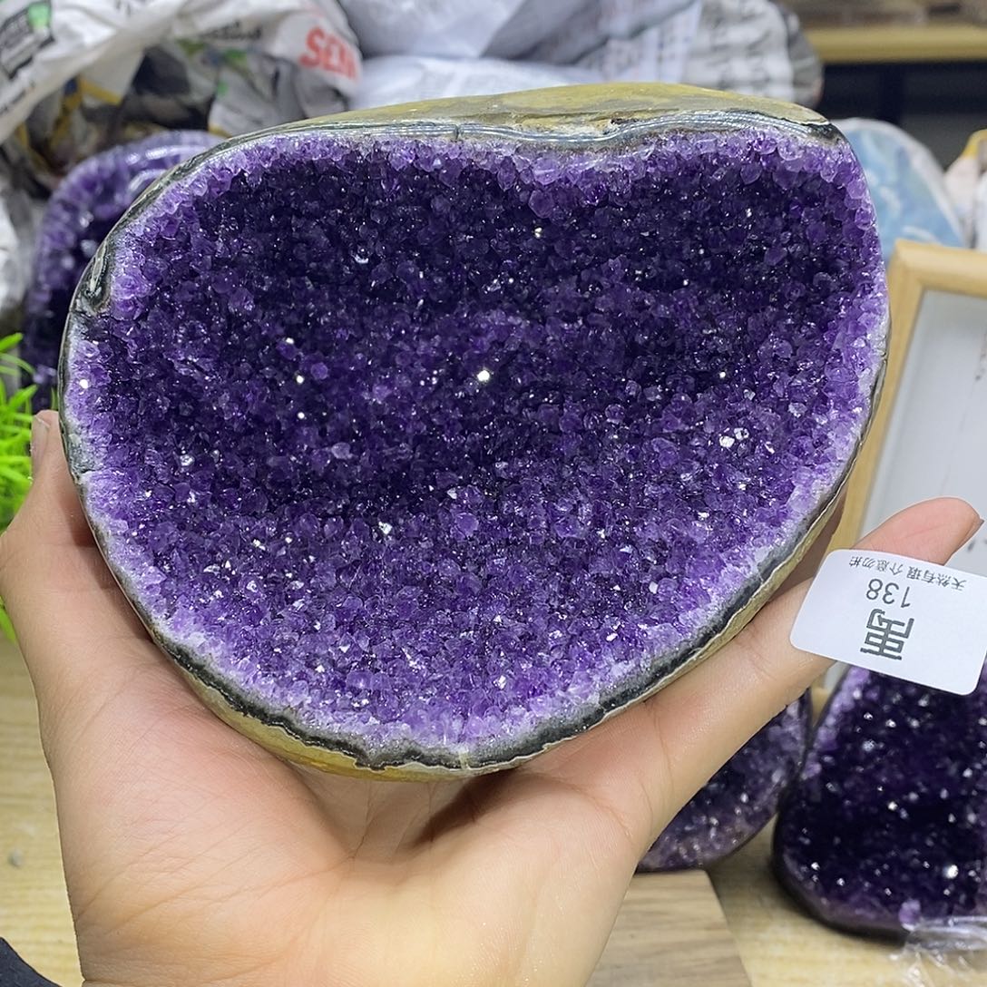珠宝半成品未镶嵌紫晶