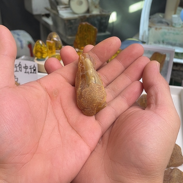 沁***怡定制琥珀未镶嵌天然琥珀蜜蜡