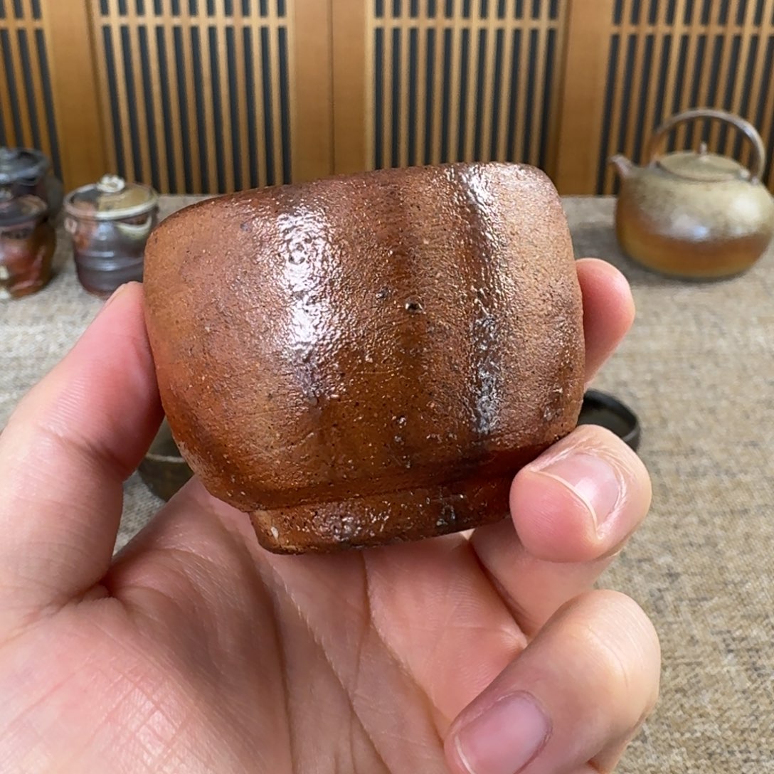 灰****森陶山 备前烧杯子