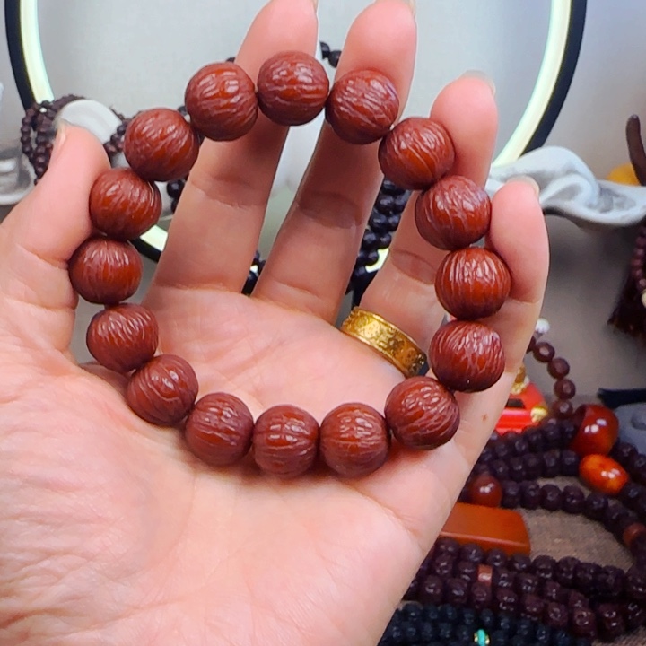 猴头核桃吊坠手串