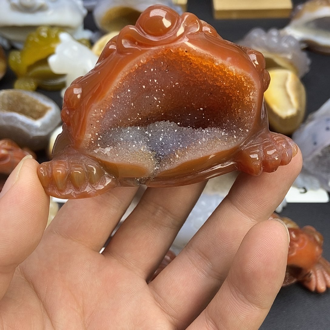 乖***毛玛瑙/玉髓未镶嵌珠宝奇石