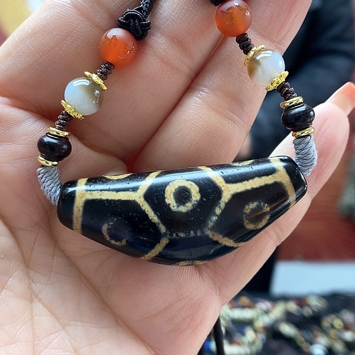 玛瑙/玉髓颈饰合金