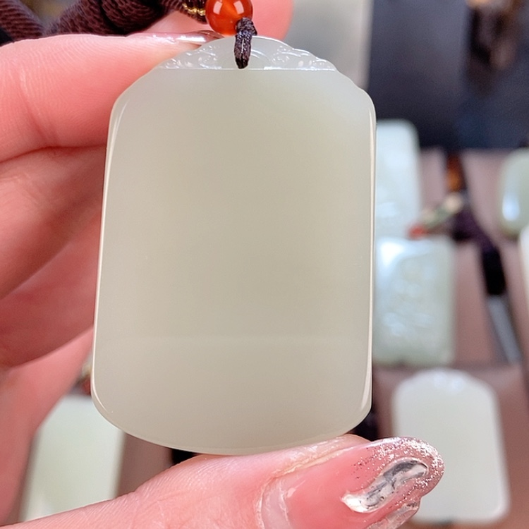 【闪购商品】和田玉颈饰未镶嵌荣****者