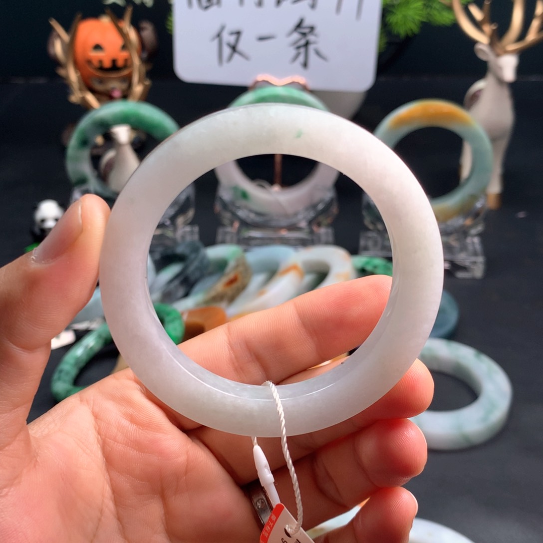 定制翡翠手镯未镶嵌