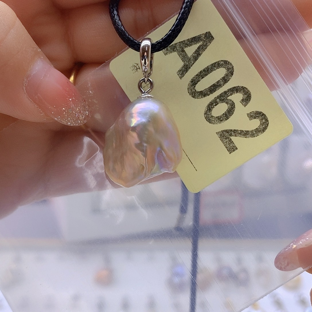 淡水珍珠颈饰未镶嵌