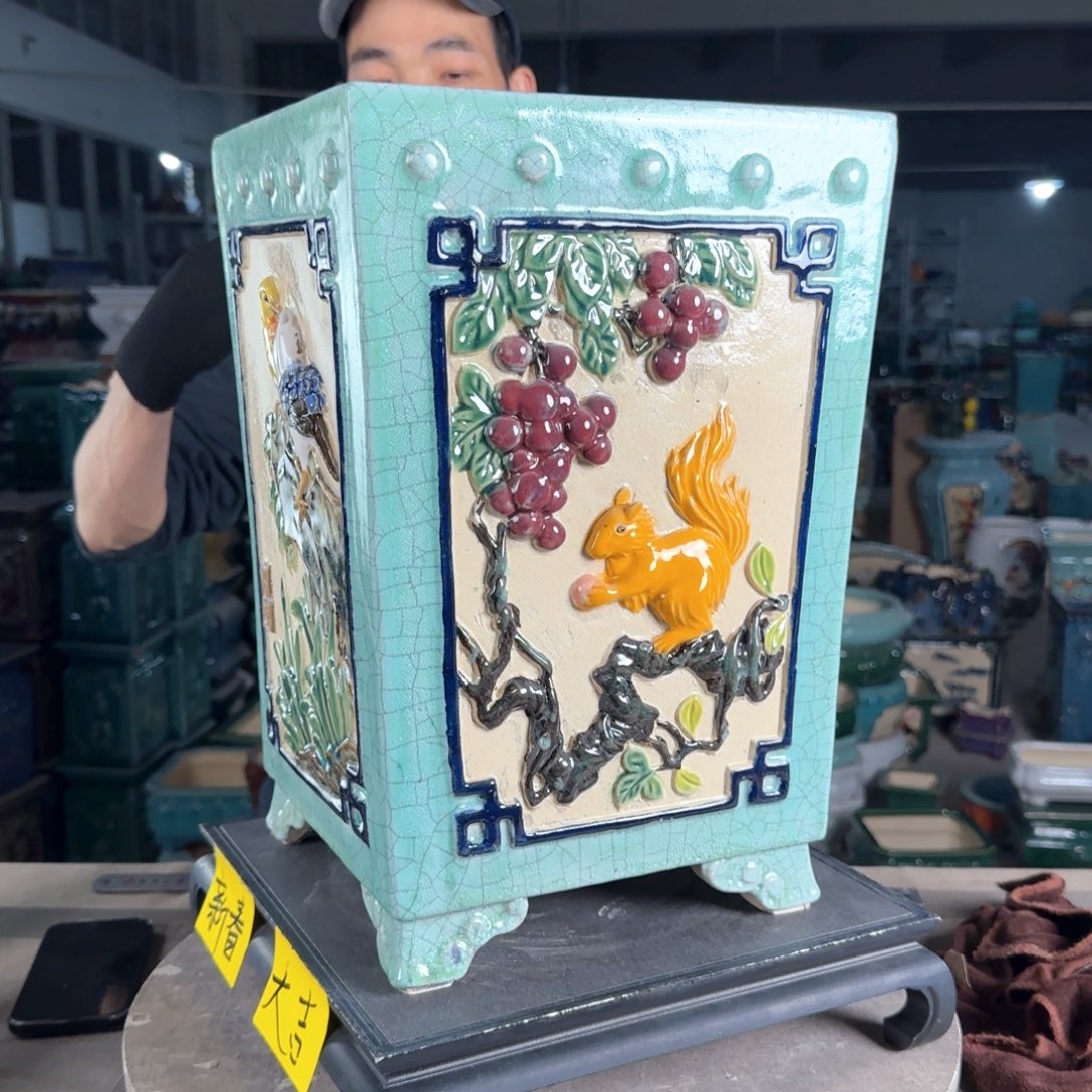 一风堂石湾花盆。