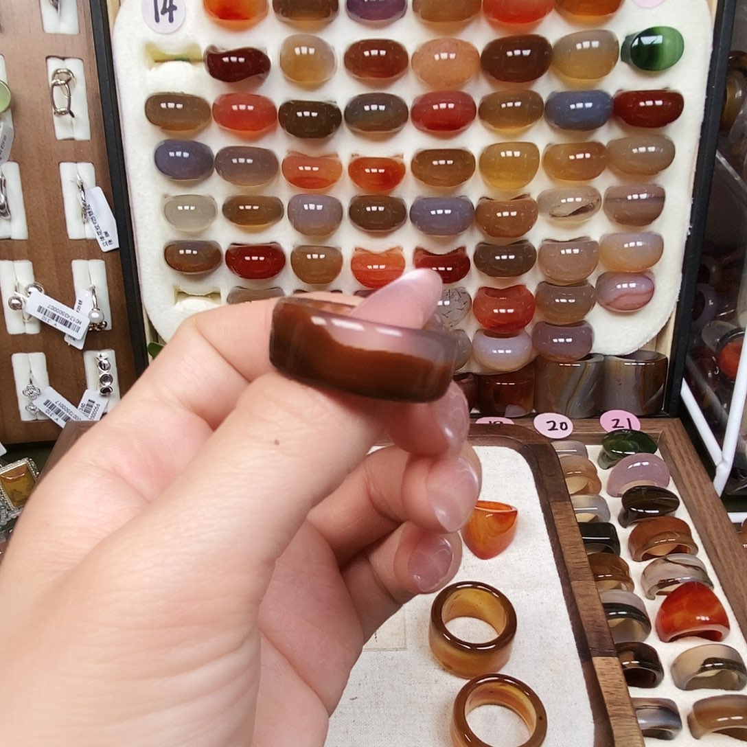 M***.玛瑙/玉髓未镶嵌戒指