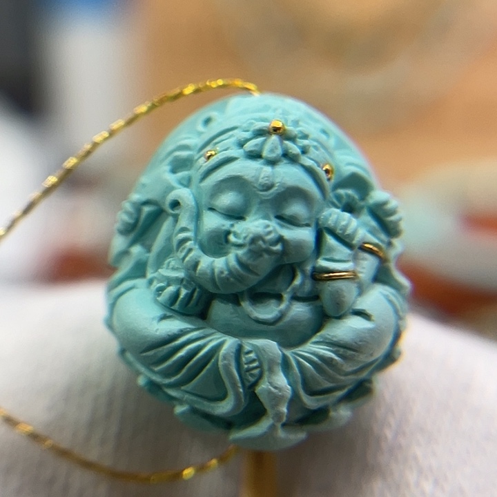 绿松石未镶嵌珠宝奇石