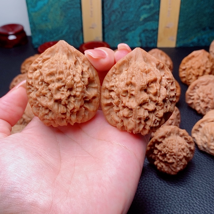 把件文玩核桃关帽45，52.3克