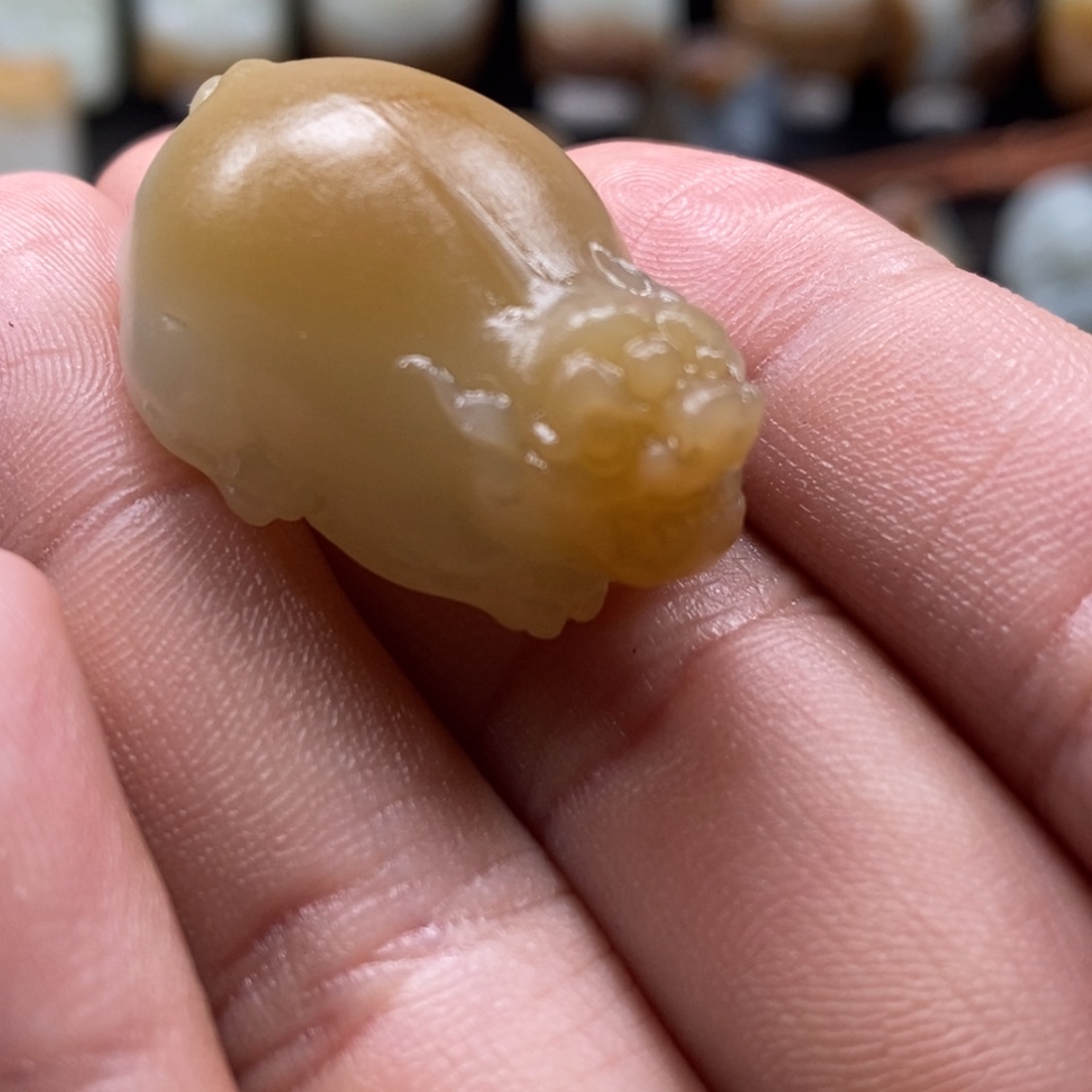 和田玉颈饰未镶嵌高**水