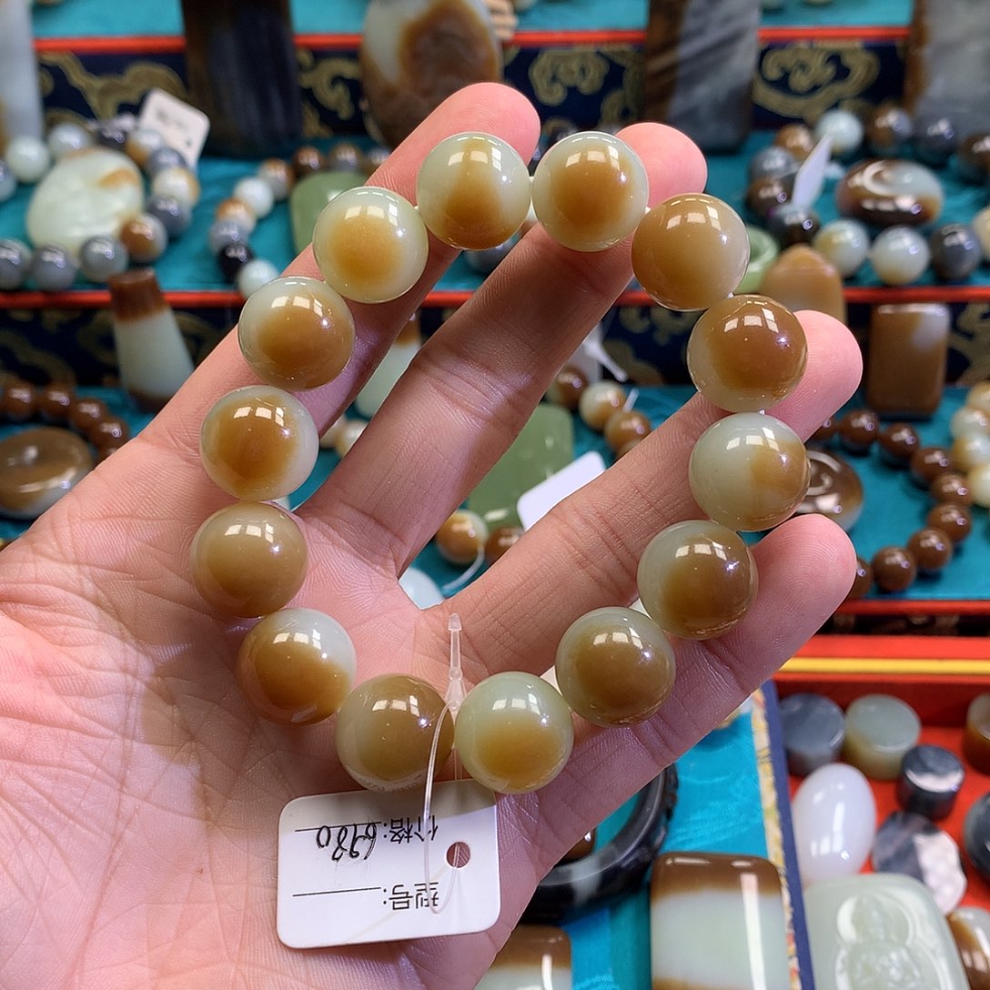 和田玉（糖玉）未镶嵌手链