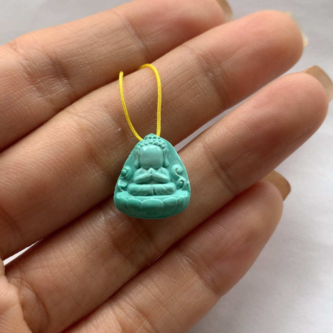 绿松石配饰未镶嵌