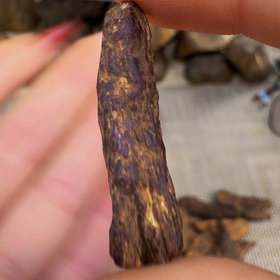 沉香吊坠越南惠安红土吊坠