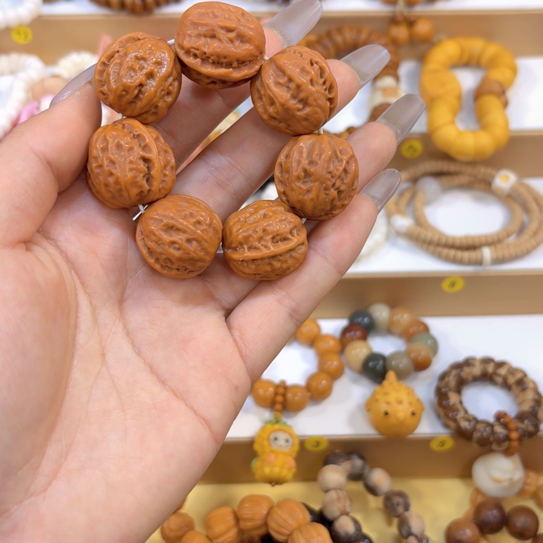 吊坠星月菩提核桃素圈