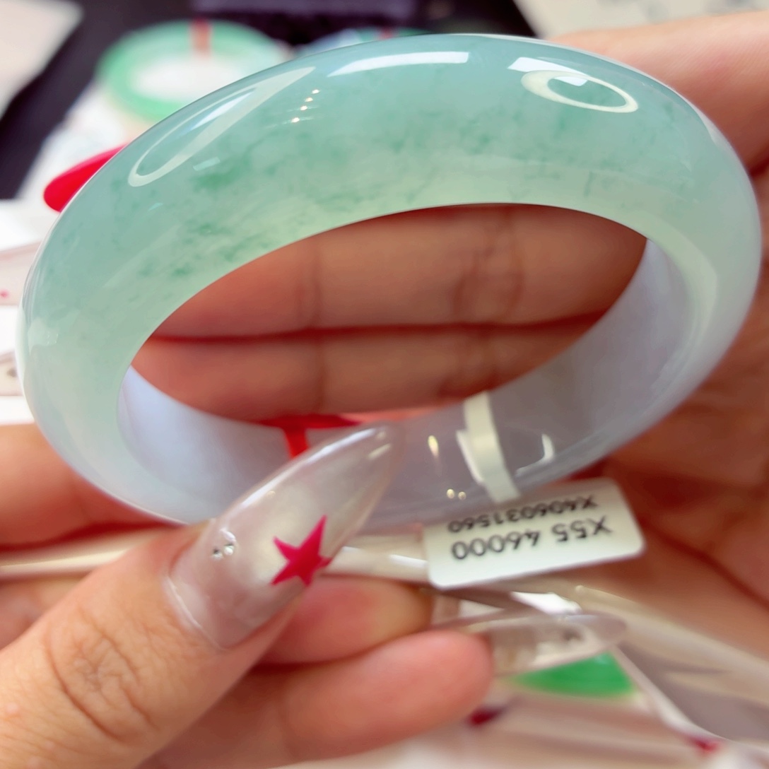 翡翠手镯未镶嵌正圈3号66