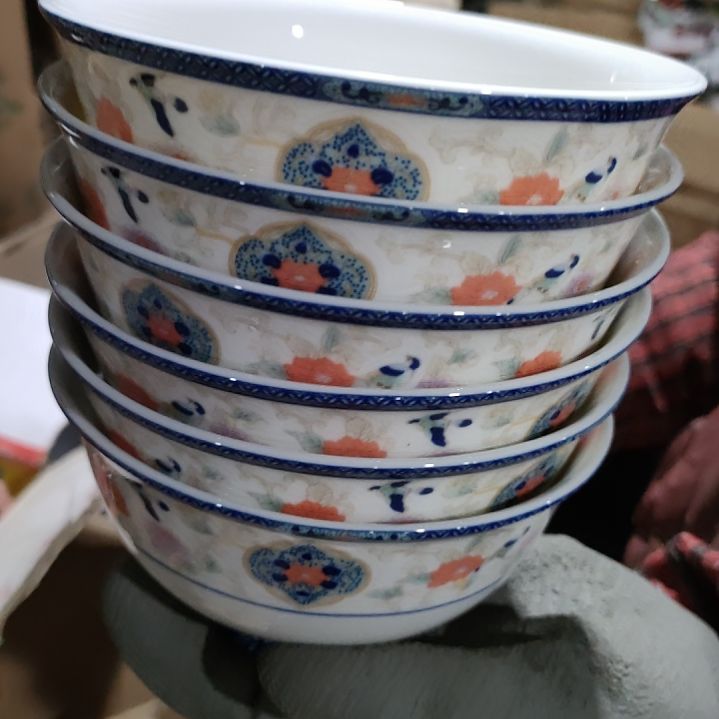 摆件陶瓷盘子碗啥都有