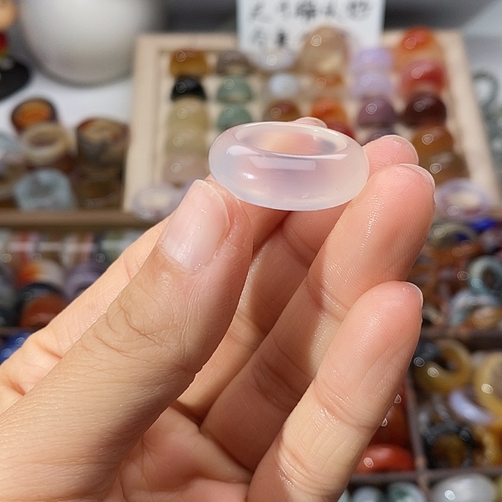 姐***姐玛瑙/玉髓未镶嵌戒指A46不退换港15