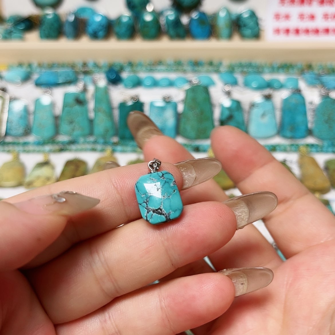 【闪购商品】未镶嵌南红玛瑙珠宝奇石