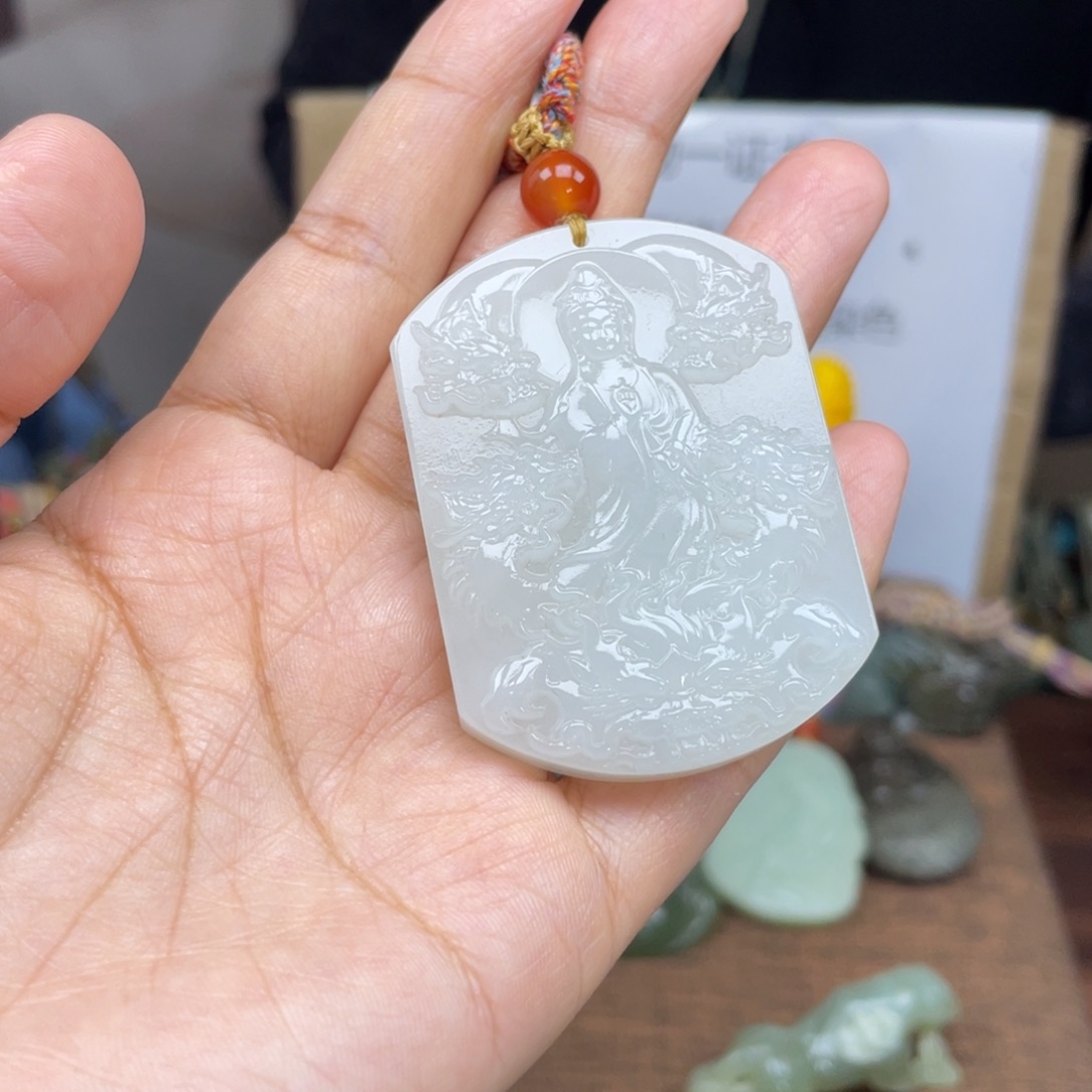 和田玉颈饰未镶嵌