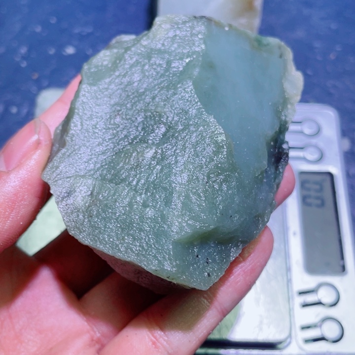 和田玉未镶嵌珠宝半成品